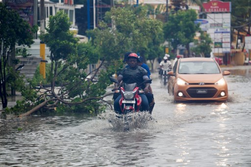 Fuertes vientos y lluvias en República Dominicana por huracán María