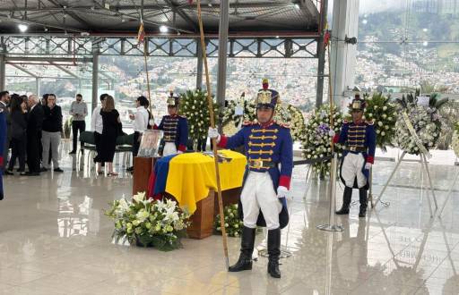 Capilla ardiente de Rodrigo Borja en el Centro Cultural Itchimbía.