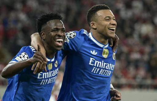 Kylian Mbappé celebra un gol con el Real Madrid ante el Olympiacos por la Champions League