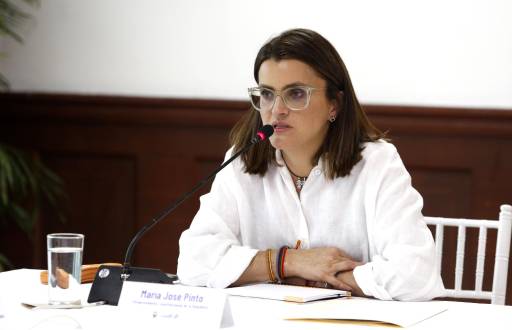 María José Pinto durante una reunión en Guayaquil.