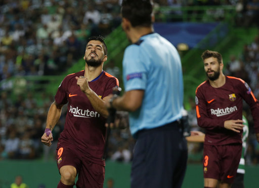 El FC Barcelona gana en Portugal gracias a un gol en contra