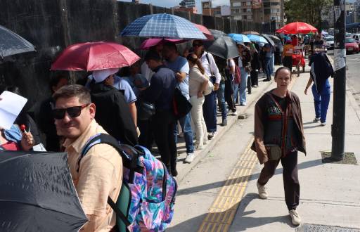 Foto referencial de ecuatorianos en una de las principales calles de la ciudad