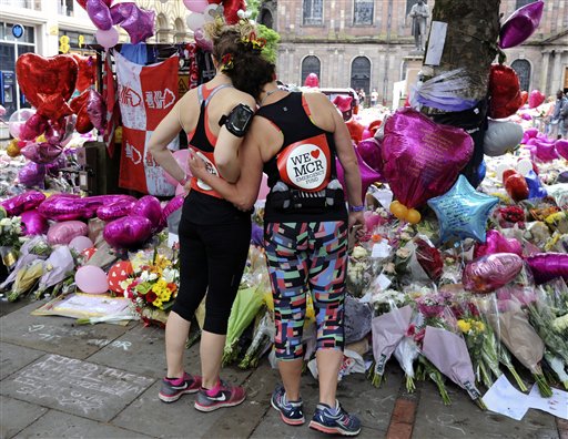 Reino Unido investigará por qué se ignoró amenaza de kamikaze de Manchester