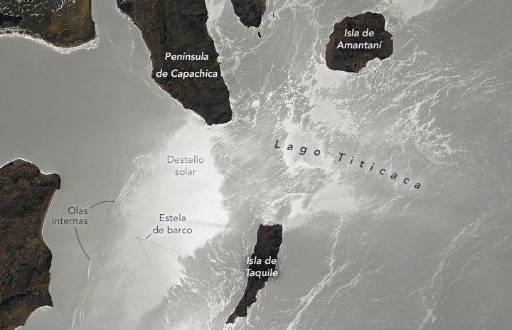 Un astronauta a bordo de la Estación Espacial Internacional capturó esta fotografía detallada del extremo sur del lago Titicaca