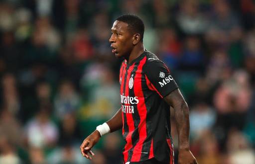 Pervis Estupiñán fue titular y jugó los 90 minutos en la derrota del AC Milan en la Supercopa de italia.