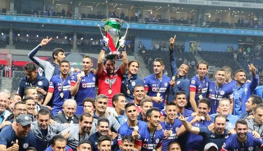 Cruz Azul queda campeón de la Copa MX sin Ángel Mena