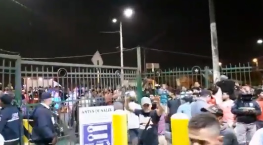 Denuncian intento de saqueo en mercado de Guayaquil