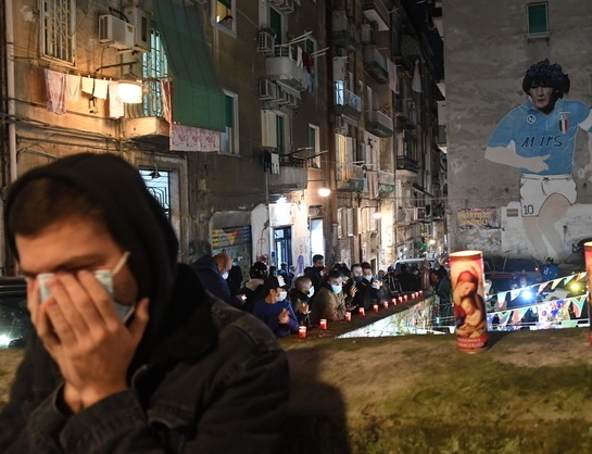 Así está la ciudad de Nápoles por la muerte de Maradona