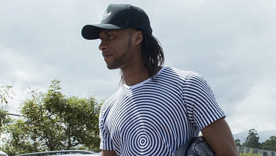 Mina podría debutar el fin de semana con River Plate