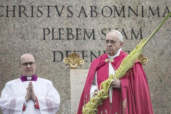 Papa Francisco: &quot;Son traidores como Judas o aman a Dios&quot;