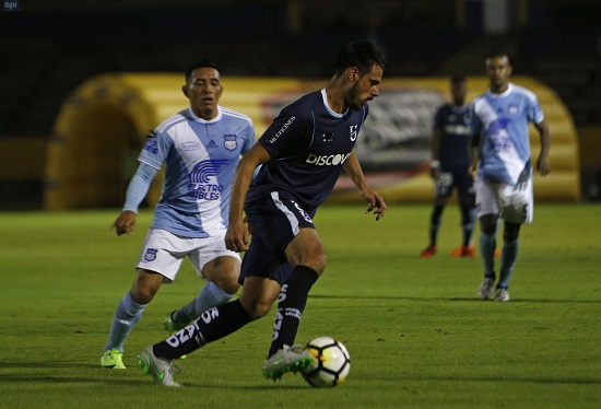 Católica acaba con invicto de Emelec en el campeonato