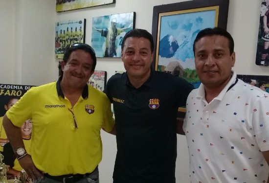 Alfaro Moreno: &quot;Fernando Gaibor no vale 6 millones sino 10&quot;