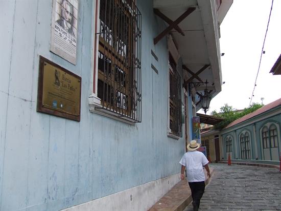 Las Peñas, el primer barrio de Guayaquil y su pasado español