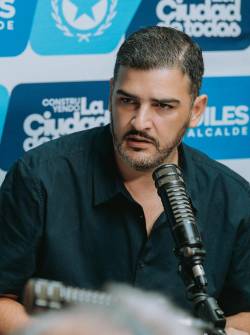 El alcalde Aquiles Álvarez, en una entrevista radial este miércoles 3 de diciembre.