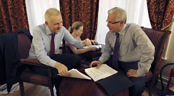 Baltasar Garzón testificará por caso de Julian Assange