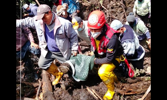 Latacunga: hallan el cuerpo de adulta mayor que cayó al río Illuchi