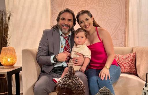 El final canónico de Los García es que Pepe y Carolina terminan juntos con un hijo.