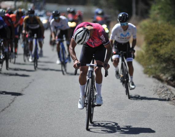 El colombiano, Robinson Chalapud, ganador de la segunda etapa de la Vuelta al Ecuador.