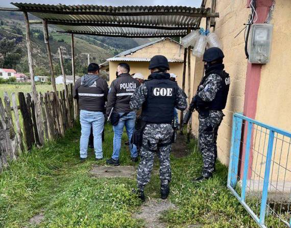 La Policía y Fiscalía participaron en el operativo.