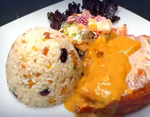 Sabor a Navidad: opciones diferentes de preparación del pavo y el cerdo, para innovar en las cenas