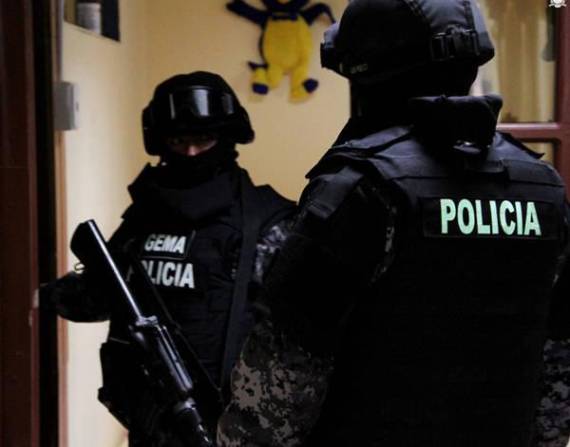 Manabí: autoridades piden fortalecer trabajo policial para combatir organizaciones criminales