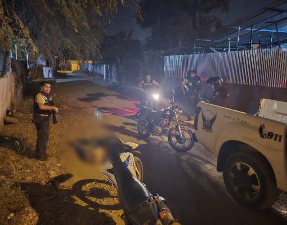 Imagen de una persona abatida por la Policía Nacional haciendo uso progresivo de la fuerza.