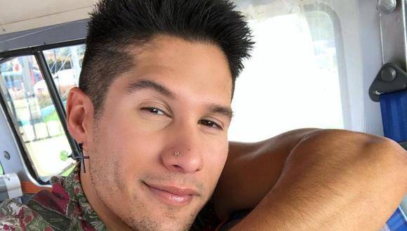 Chyno Miranda luce diferente: El cantante sorprende con su nueva imagen a un mes de retirarse de polémico centro de rehabilitación