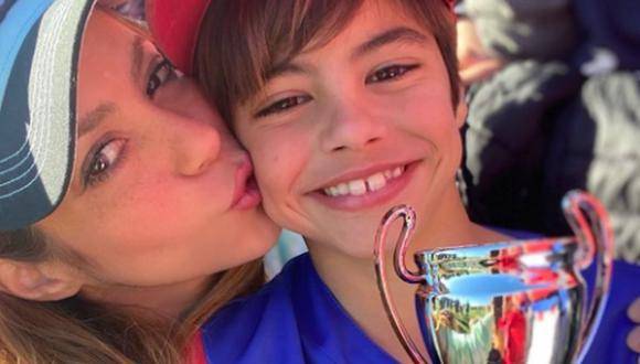 Selfie de Shakira junto a Milan, el mayor de los hermanos.