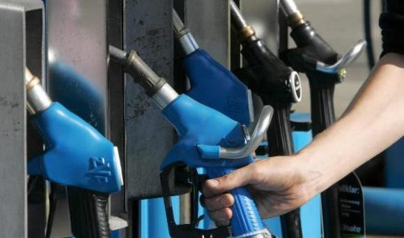 Hidrocarburos desmiente rumor sobre incremento de precio de combustibles