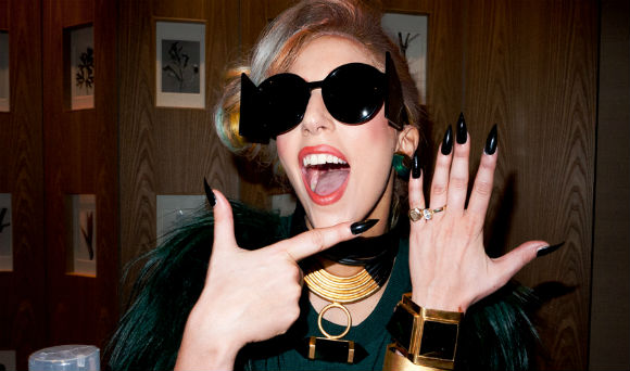 Lady Gaga anuncia que se casa con el actor Taylor Kinney
