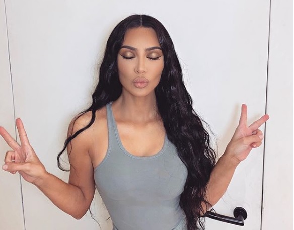 Las fotos del vestido más atrevido de Kim Kardashian