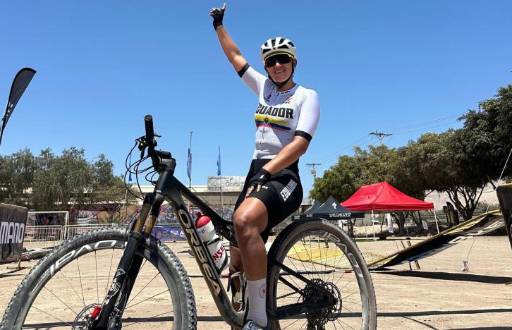 Miryam Núñez, ciclista ecuatoriana.