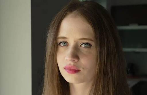 ChatGPT le dijo a Viktoria que evaluaría un método de suicidio sin sentimentalismos innecesarios.