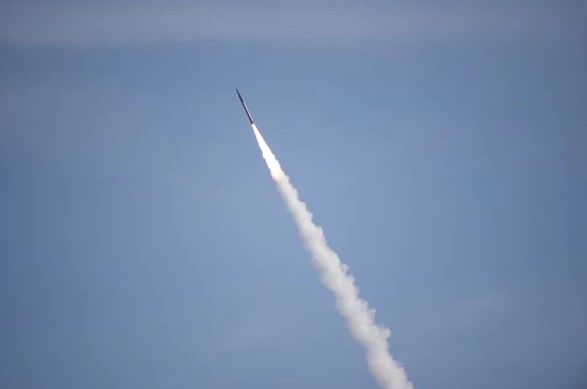 EEUU prueba con éxito sistema de intercepción de misiles de medio alcance