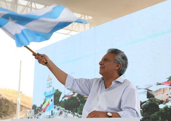 Moreno cumple agenda en Guayaquil por su fundación