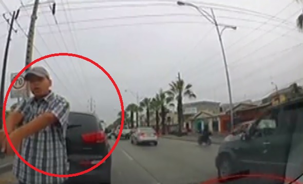 Detenido hombre que aparece en video asaltando