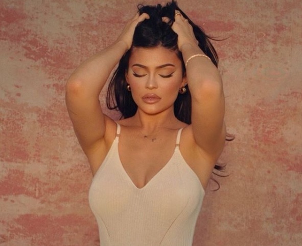 Kylie Jenner vuelve a ser la multimillonaria más joven del mundo, dice Forbes