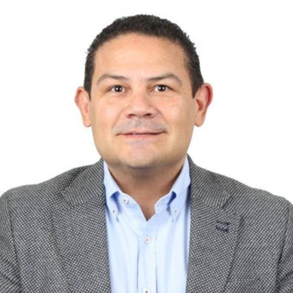 Eduardo Miranda presentó su renuncia como gerente subrogante de Petroecuador, ocho días después de ser designado