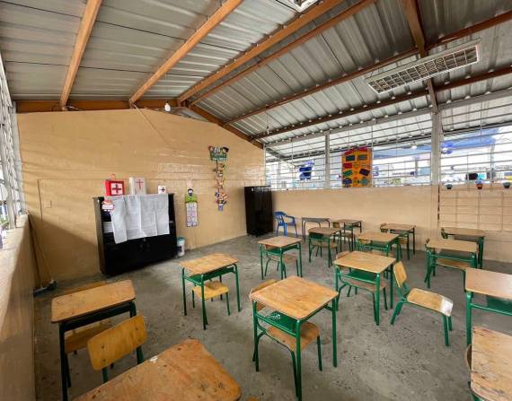 La Alcaldía de Guayaquil intenta reforzar la seguridad en las escuelas de la ciudad.