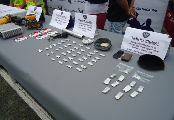 Policía detiene a vendedores de droga en colegios de Zamora