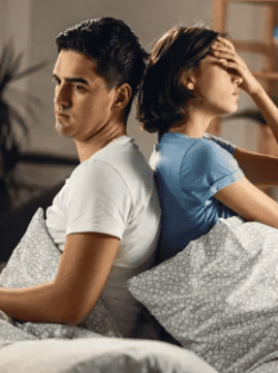 Una pareja con problemas por infidelidades