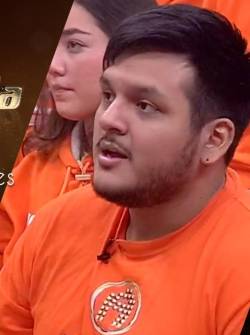 Zunio abre su corazón a los profesores de La Academia