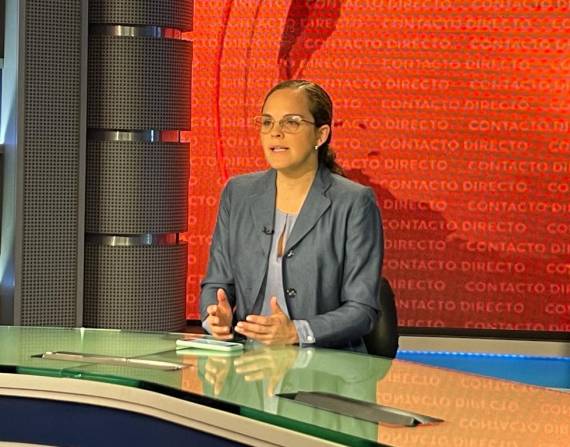 La ministra de Educación, María Brown Pérez, durante la entrevista en Contacto Directo.