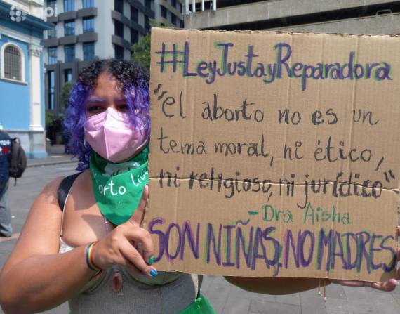 El proyecto trata de definir una vía consensuada al aborto voluntario en casos en los que exista violación. API