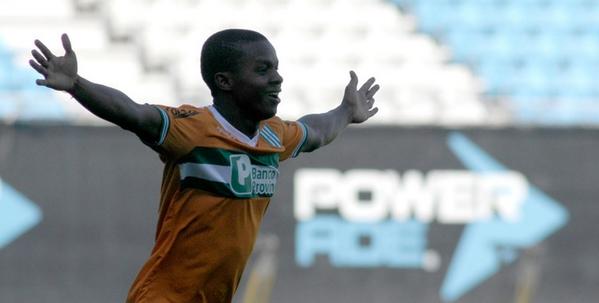 Cazares dedica golazo a DT