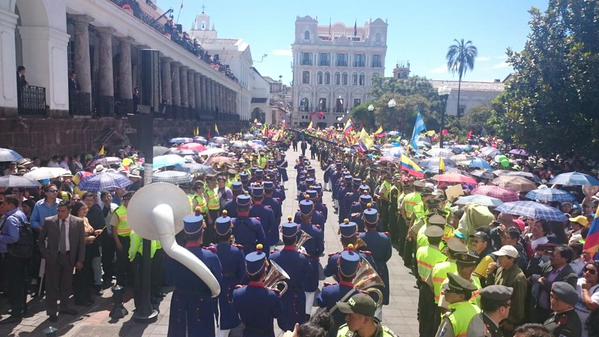 Correa pedirá archivo de proyectos si se demuestra que afectan a los pobres