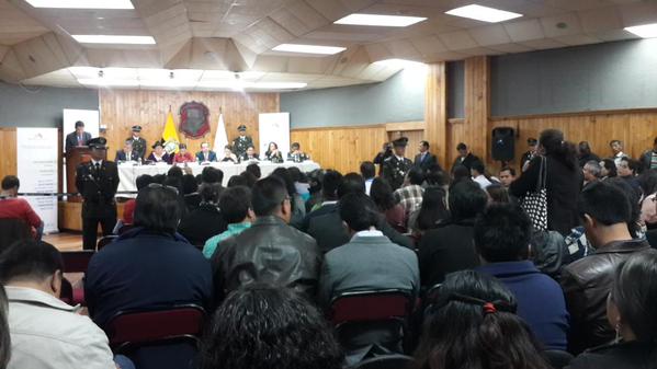 Discrepancias entre oposición y oficialistas durante jornada de enmiendas constitucionales