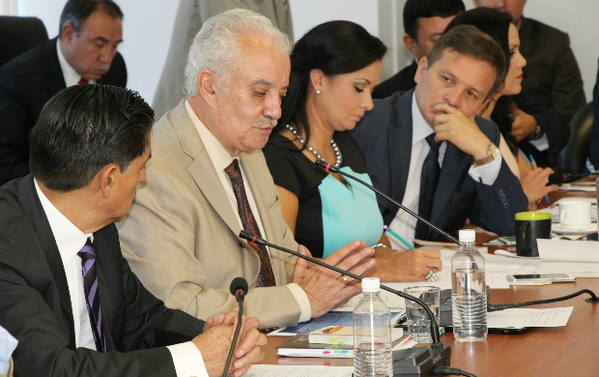 Fiscal Galo Chiriboga propone que la Marina se convierta en organismo auxiliar de la Fiscalía
