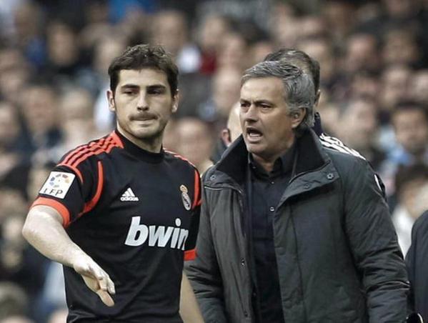 Mourinho critica sueldo de Casillas