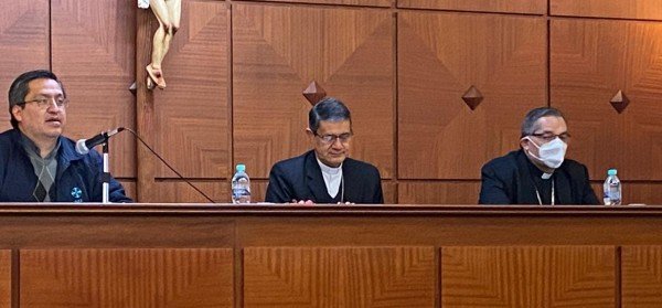 Conferencia Episcopal Ecuatoriana desmiente destitución de diócesis de Riobamba